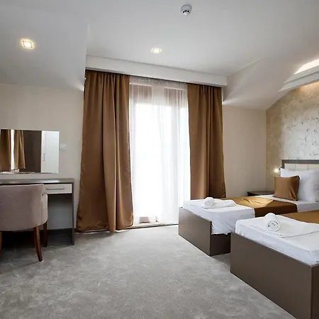 Hotel Fobra 3*